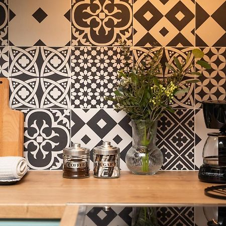 Vintage Apartment In Athens-Zografou Экстерьер фото