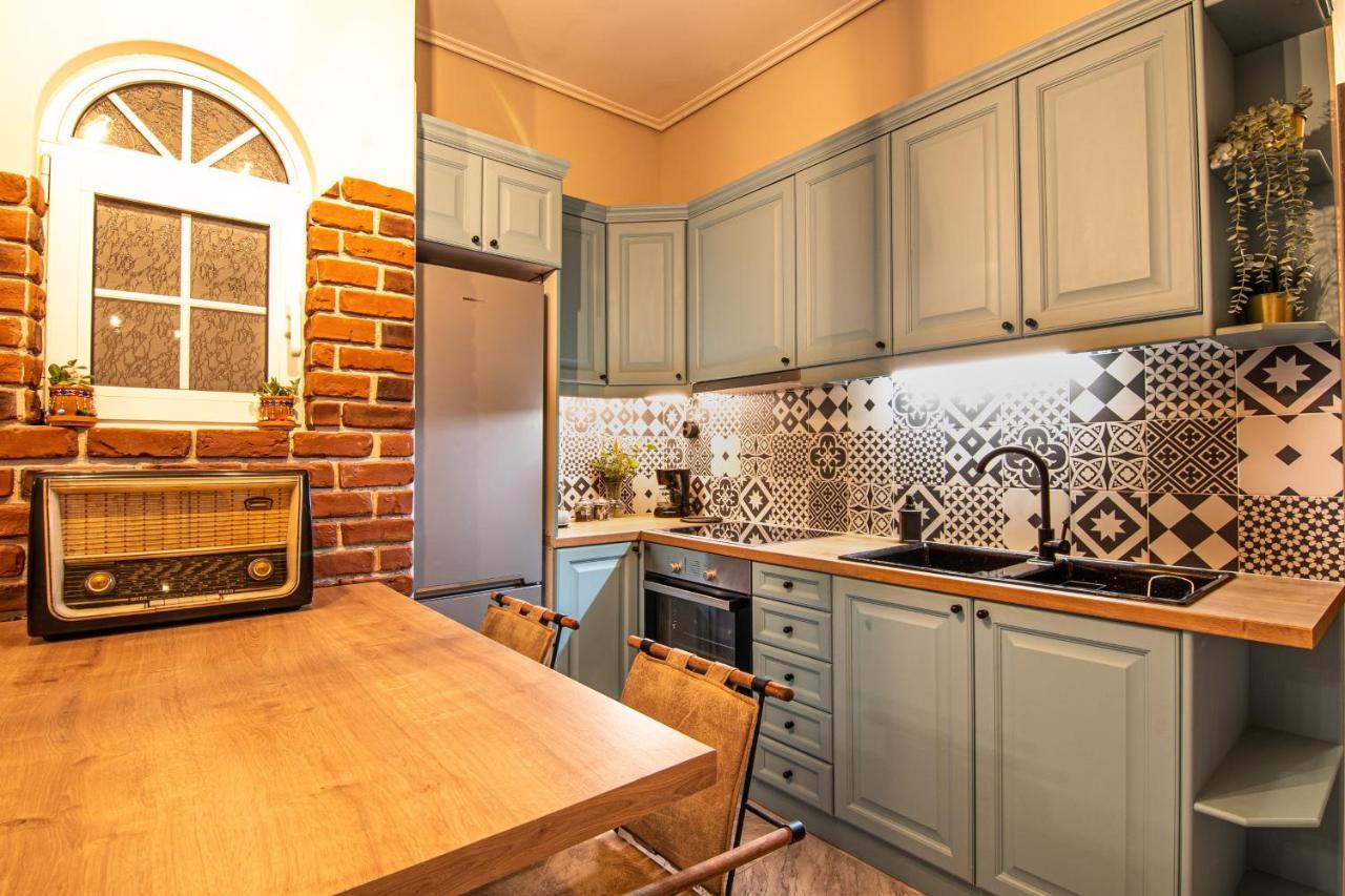 Vintage Apartment In Athens-Zografou Экстерьер фото
